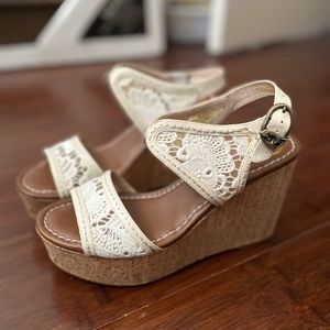 House of Harlow Platform Wedge Sandals. Size 8